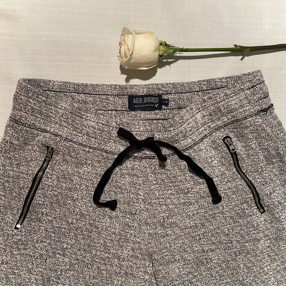 American Eagle Outfitters Grey Knit Joggers
